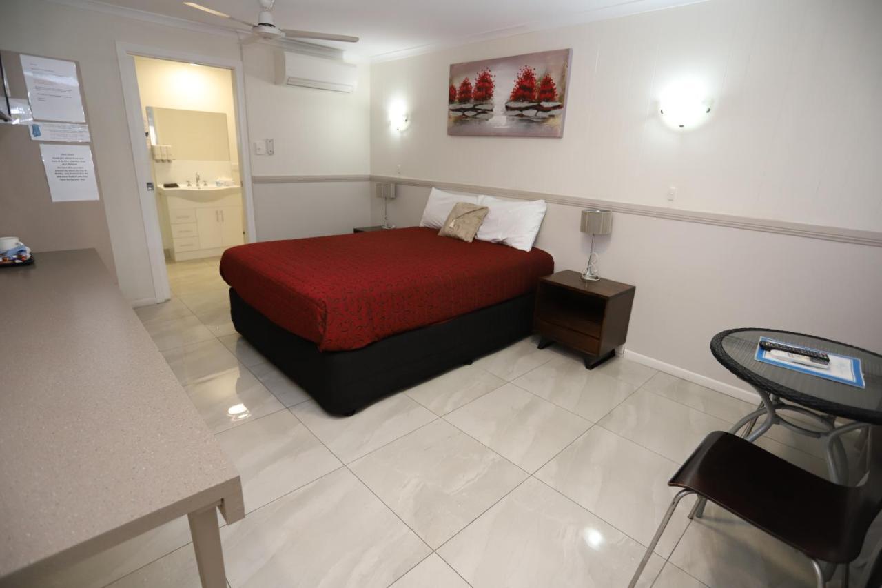 Miners alojamiento Motor Inn Mackay Exterior foto