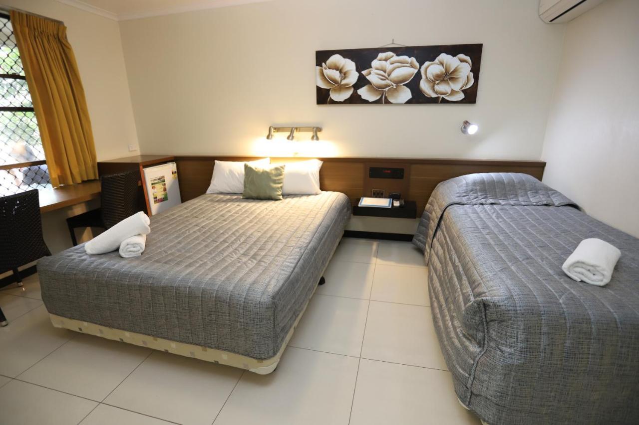 Miners alojamiento Motor Inn Mackay Exterior foto