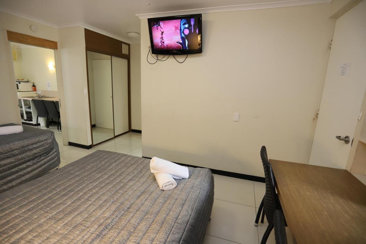 Miners alojamiento Motor Inn Mackay Exterior foto
