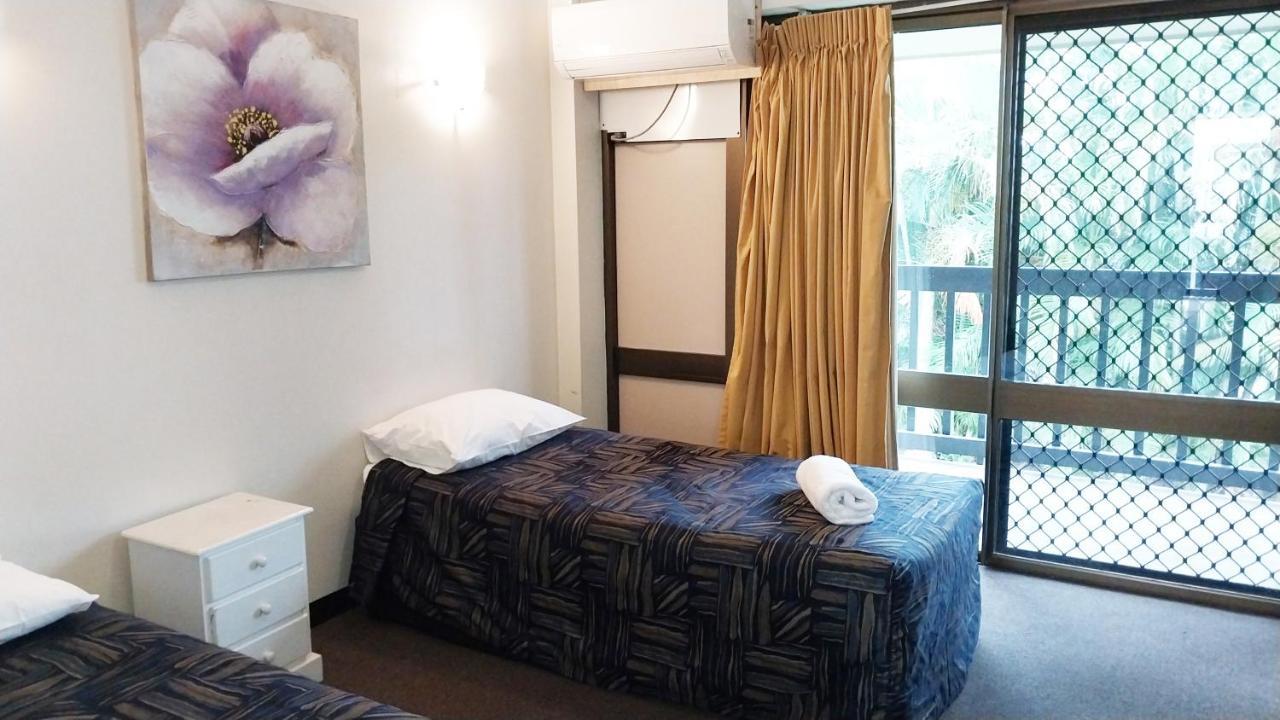 Miners alojamiento Motor Inn Mackay Exterior foto