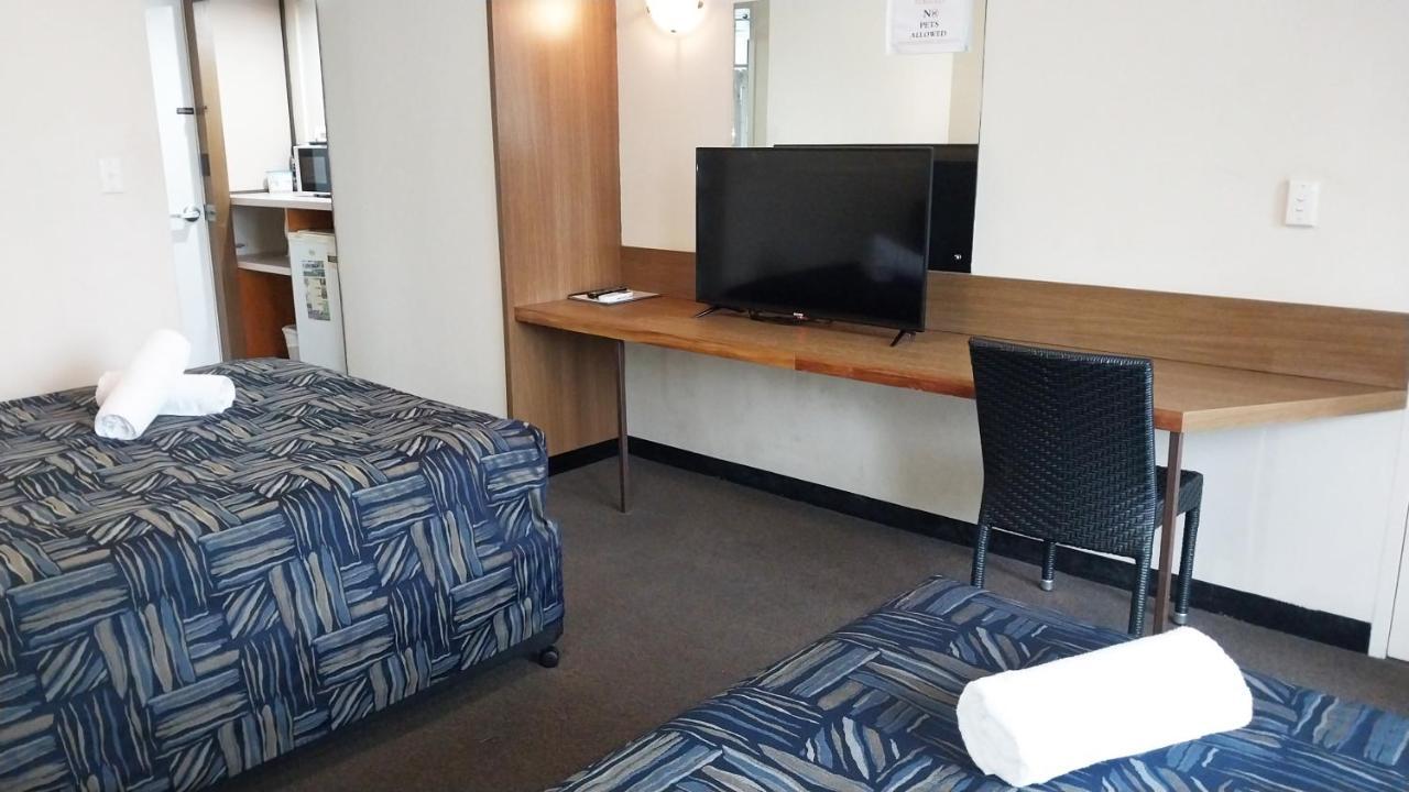 Miners alojamiento Motor Inn Mackay Exterior foto