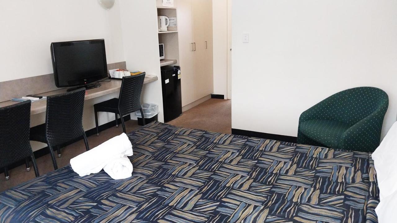 Miners alojamiento Motor Inn Mackay Exterior foto