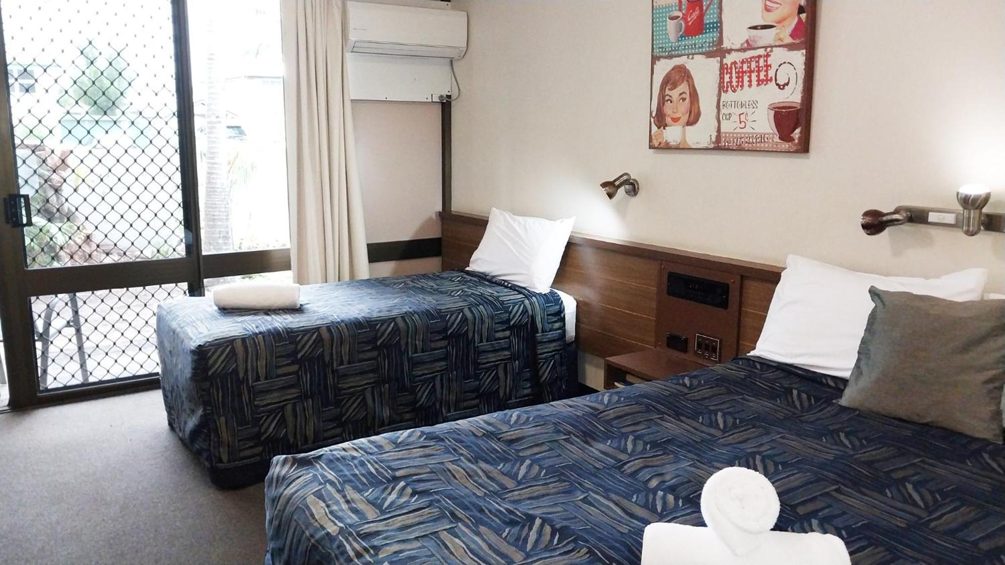 Miners alojamiento Motor Inn Mackay Exterior foto