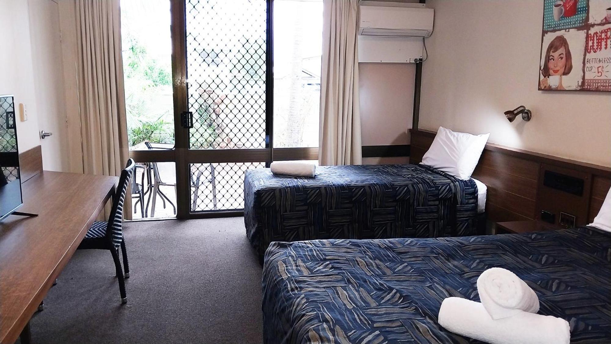 Miners alojamiento Motor Inn Mackay Exterior foto
